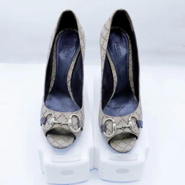 Gucci Beige Monogram Pumps