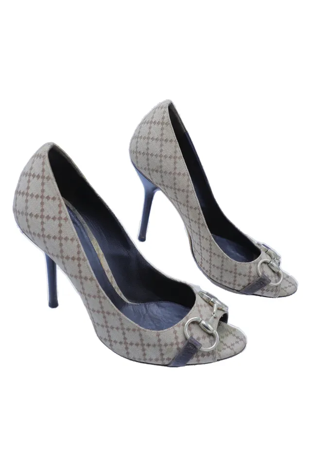 Gucci Beige Monogram Pumps